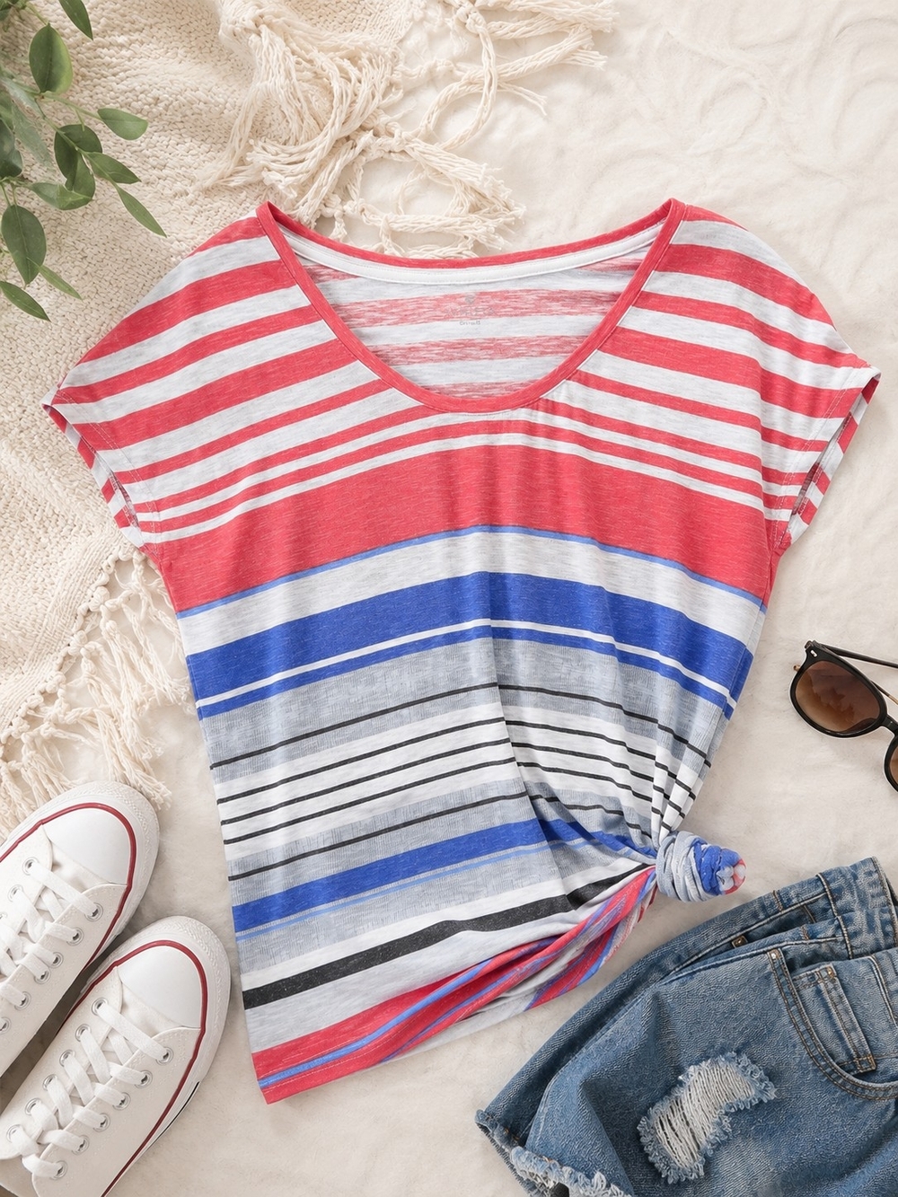 Athleta Women's XS Multicolor Striped Scoop Neck Tee Coral Blue Gray
